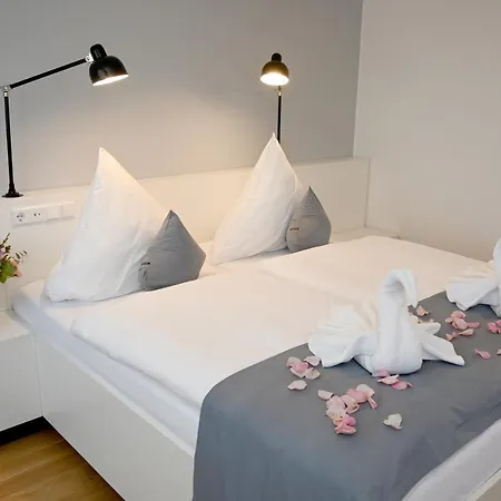 Brandenburger Dom Отель